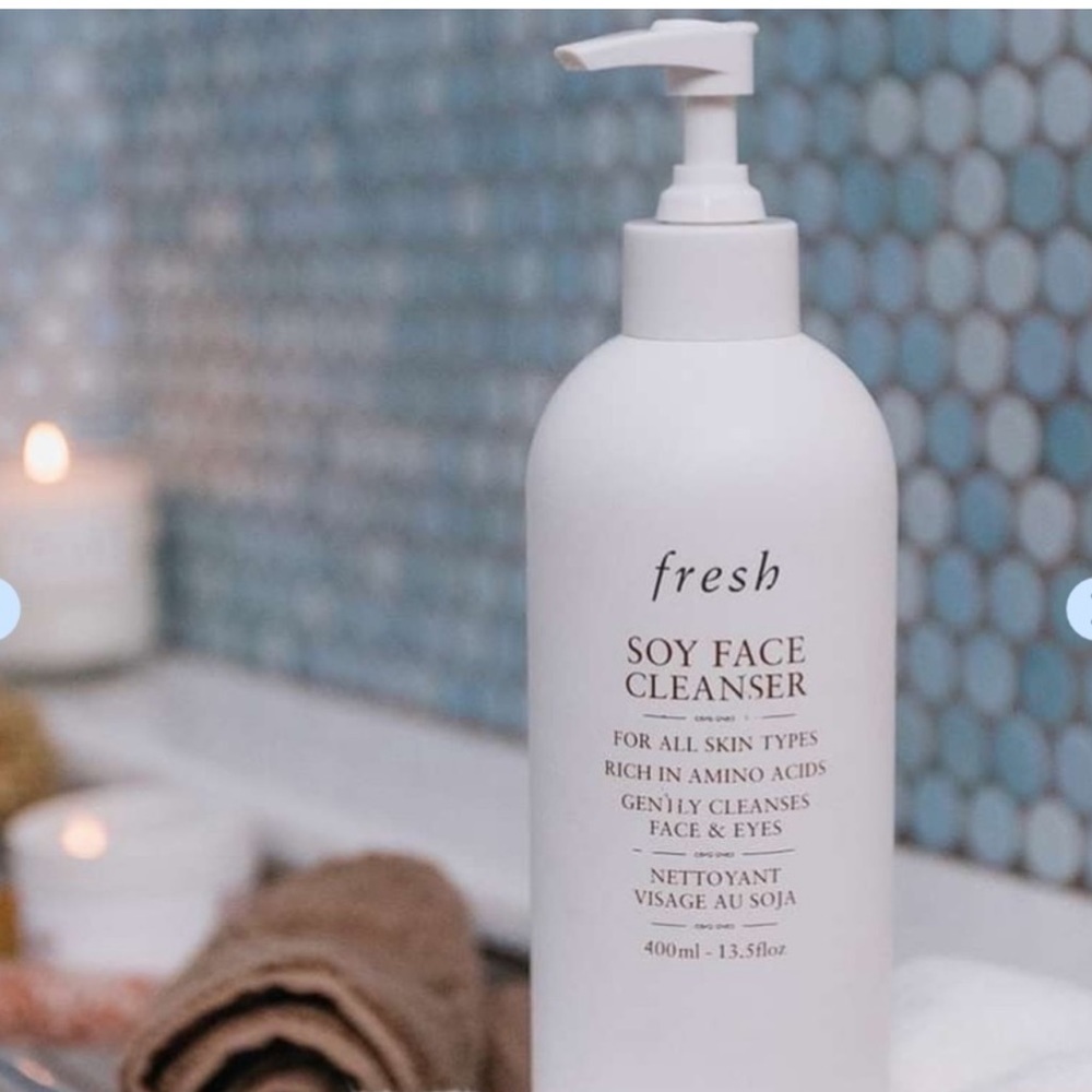 💦 fresh Soy pH-Balanced Hydrating Face Wash Jumbo - Picture 2 of 10